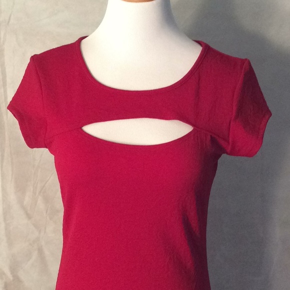 Red I’m In Love With Derek Dress - M - Picture 2 of 5